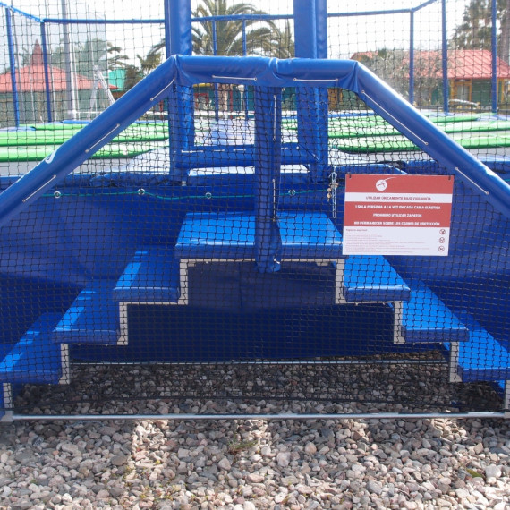 Batería de camas elásticas profesionales Aero 365