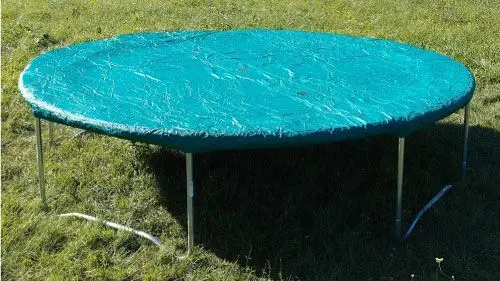 Guía de mantenimiento de las camas elásticas de ocio 
